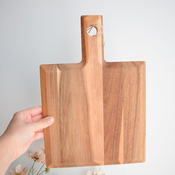 Country Cottage Farmhouse Acacia Wood Kitchen Cutting Board With Handle - ooak - Picture 4 of 7